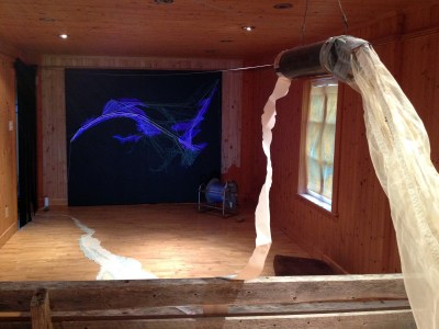 Salle 2: Murale de fils tendus, filet à zooplancton, cartes marines et vidéo. (Photo: Papillon-Bourgault)